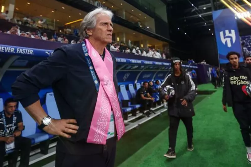 اجتماع حاسم في الهلال..