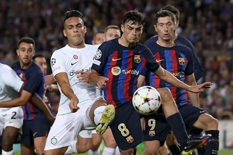 إنتر ميلان ضد برشلونة..