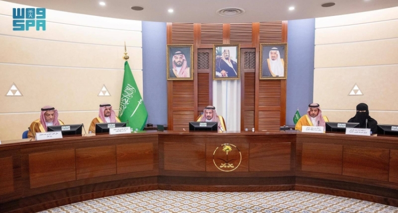 اجتماع استثماري برئاسة أمير القصيم