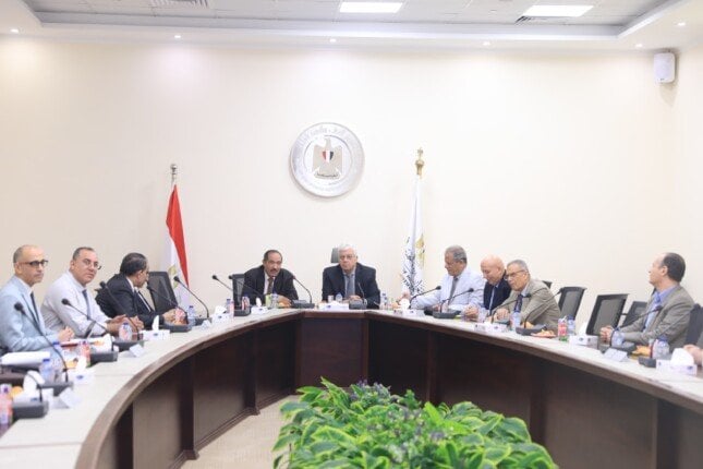 «اجتماع مميز» لتعيين أعضاء هيئة التدريس والمعاونة بالمعاهد العليا