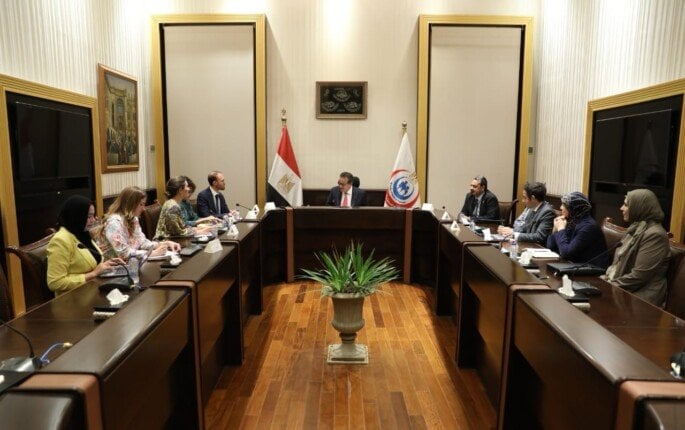 اجتماع هام بين وزير