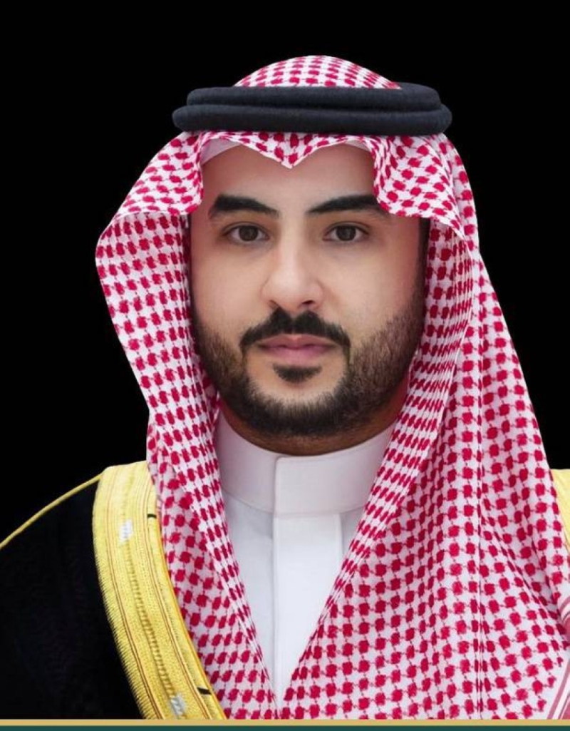 اجتماع وزير الدفاع مع