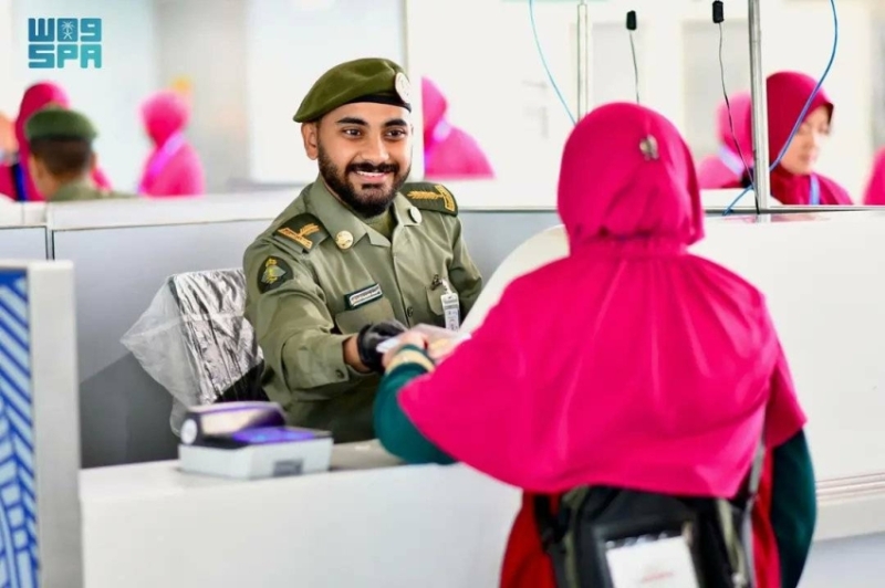 استقبال أولى رحلات ضيوف