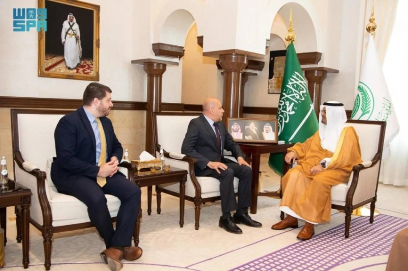 استقبال القنصل العام الأمريكي