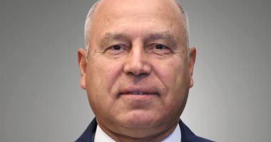 افتتاح معرض السيراميك من