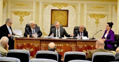 30 اقتراحا برغبة أمام