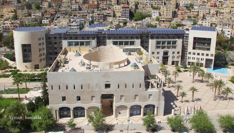 الأمانة تشرع في تعبيد الطرق ليلاً الخميس المقبل