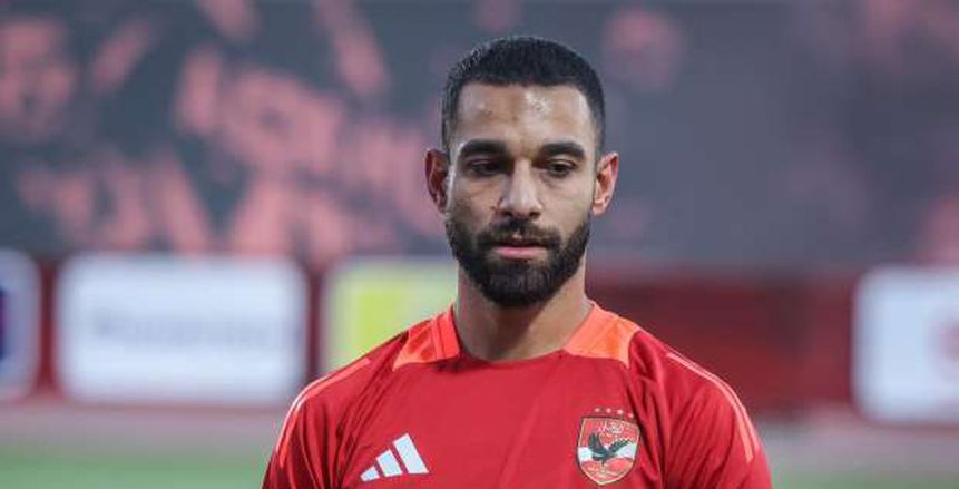 الأهلي يفاجئ عمرو السولية