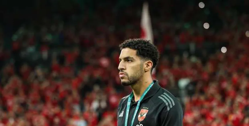 الأهلي يقرر تمديد عقد