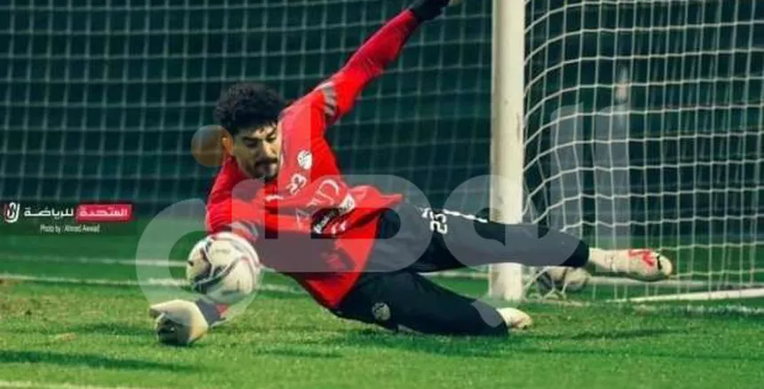 الأهلي يحصل على توقيع