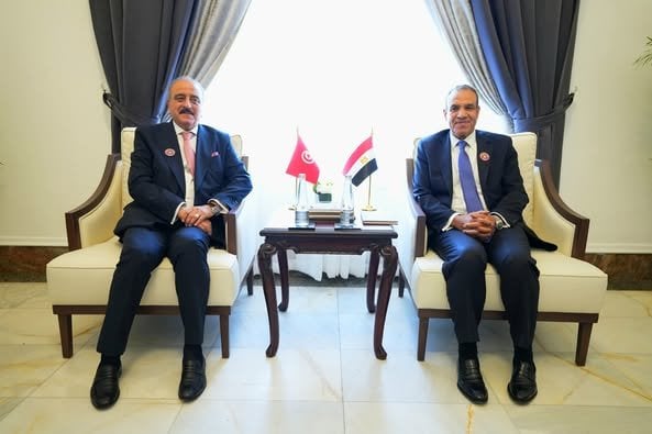 التعاون الثنائي يتصدر لقاء