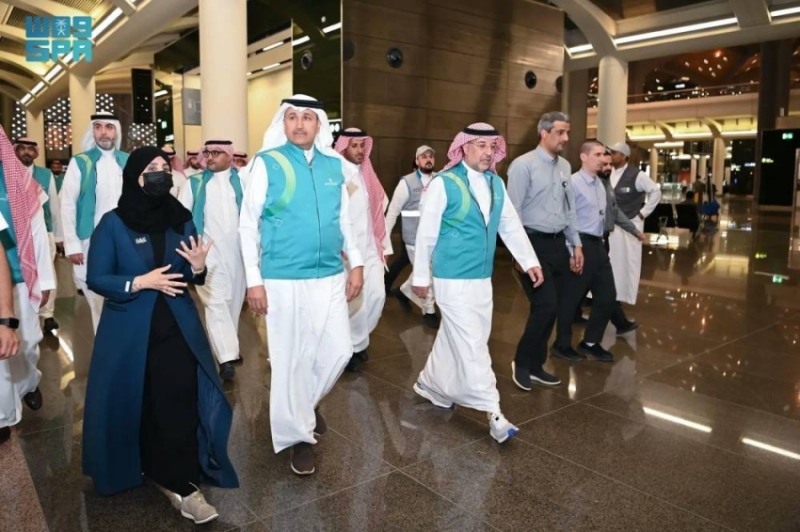 الجاسر يترأس اجتماع اللجنة
