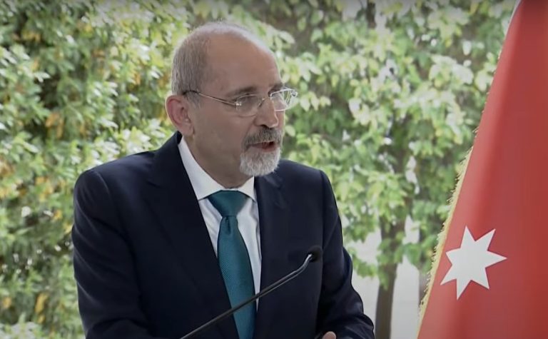 الجنوب السوري: عمق أمن الأردن يقول أيمن الصفدي ولا نرضى بتدخلات إسرائيل