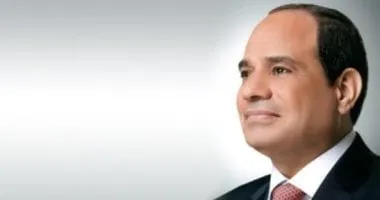 الرئيس السيسى يعلن توقيعه على إصدار "قانون العمل الجديد"