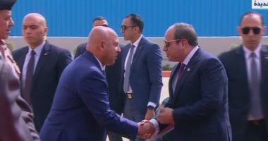 الرئيس السيسى يشهد بعد
