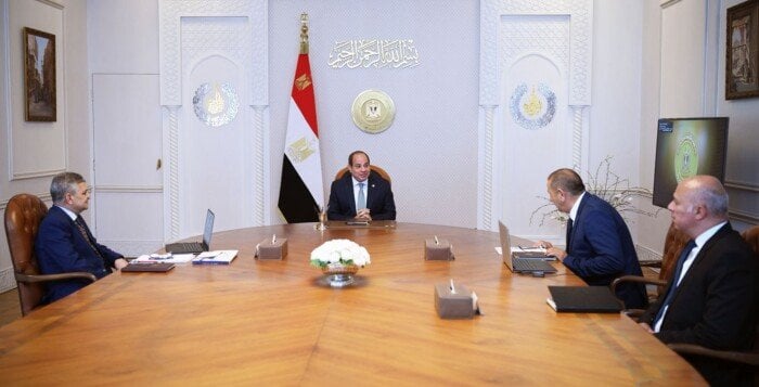 السيسي يتابع أحدث تطورات