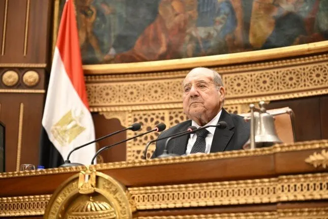 الشيوخ يوجهون الحكومة بتنفيذ توصيات اللجان النوعية