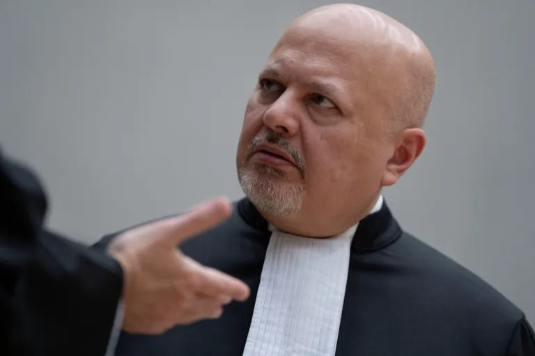 القاسم يؤكد: تنحي كريم خان يعزز نزاهة التحقيقات والاتهامات مزعومة