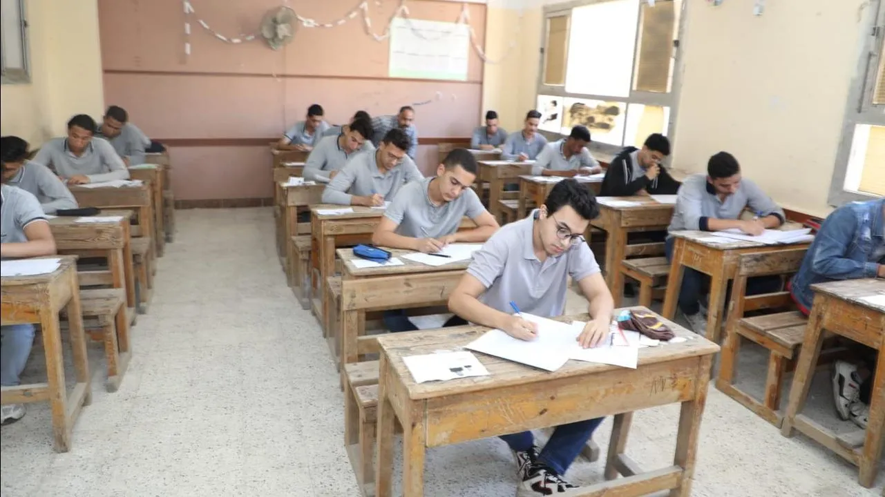 امتحانات الدبلومات الفنية 2025 تنطلق غدًا بجميع المحافظات