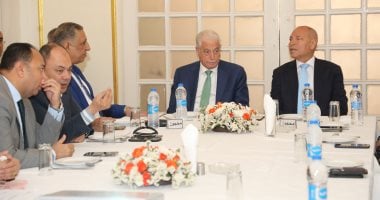 مستشار رئيس الجمهورية ومحافظ