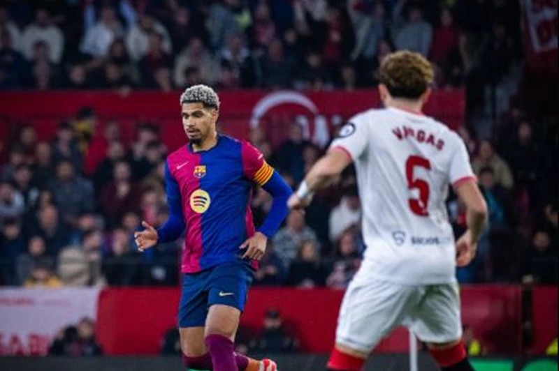 برشلونة يرفض رحيل أراوخو