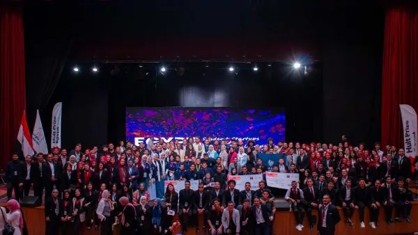 تأكيد وزير التعليم العالي على أهمية مسابقة "قمة مصر" في تعزيز المسؤولية المجتمعية وريادة الأعمال