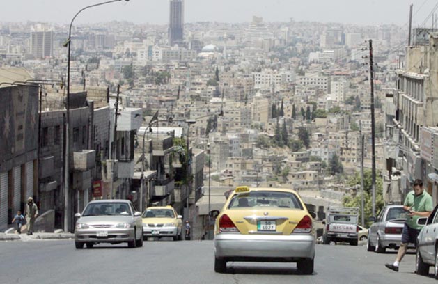 البشير يحذّر من استمرار