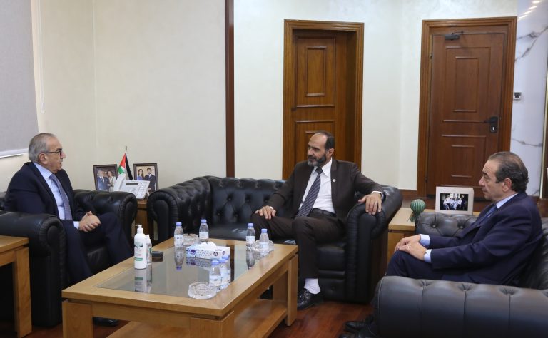 تسخير إمكانيات الأردن لإعادة إعمار سوريا يؤكده وزير الأشغال