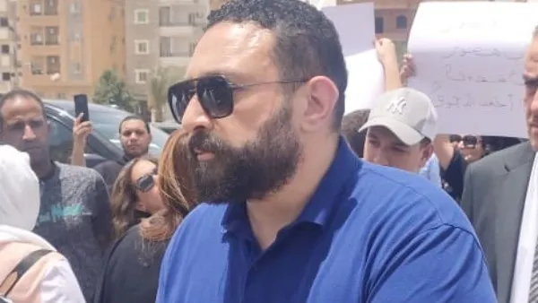 تصريح مثير لعمرو الدجوي بعد جنازة شقيقه: "الكابوس سينتهي"