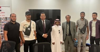 وزير العمل يعلن تطورات