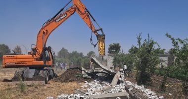 إزالة تعديات على حوالى
