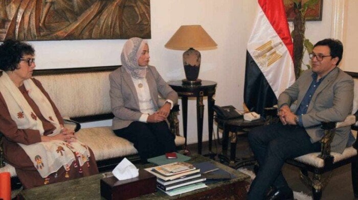 تعزيز التعاون الثقافي بين وزير الثقافة وجمعية المكنز الإسلامي لحفظ التراث