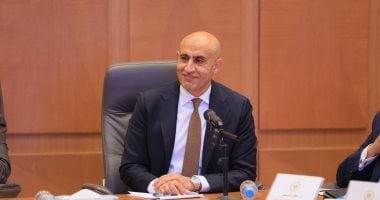 وزير التعليم يتعهد بإنهاء