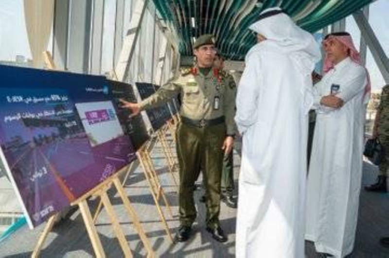 تفقد اللواء المربع جوازات
