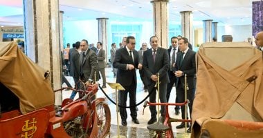 رئيس الوزراء يتفقد المركز