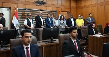 رئيس الوزراء يتفقد مركز