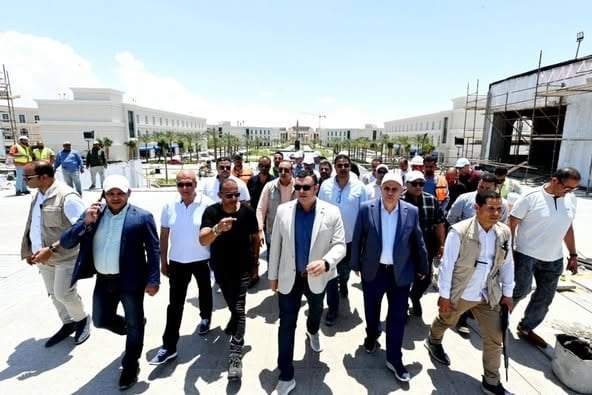 تفقد وزير الإسكان أعمال