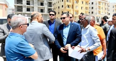 تفقد وزير الإسكان المحاور