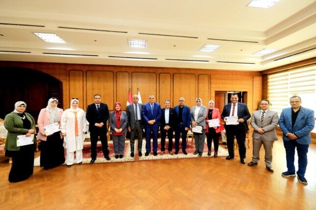 تكريم مقدمي الدورات التدريبية