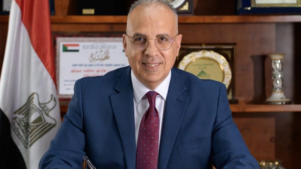 تنسيق متواصل بين وزير