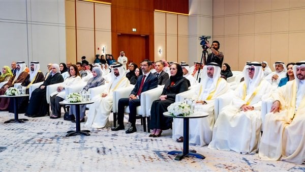 توزيع جوائز الملك حمد