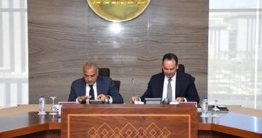معلومات الوزراء يوقع بروتوكول