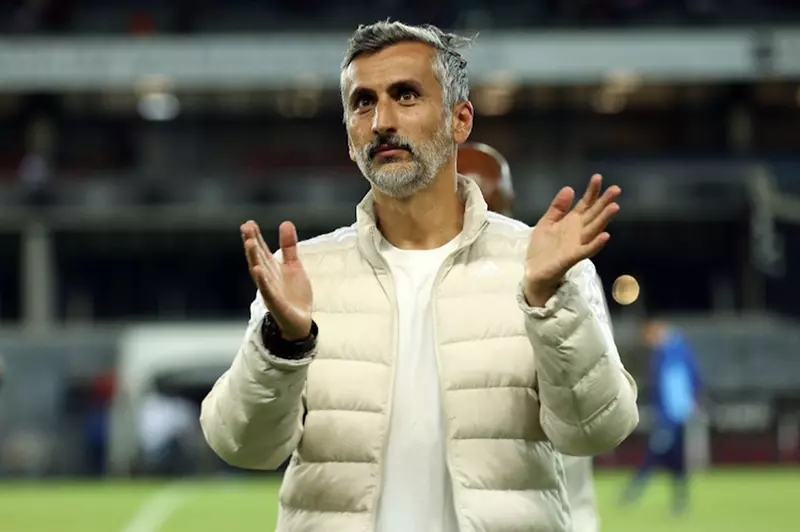 3 مساعدين ورحيل يانكون