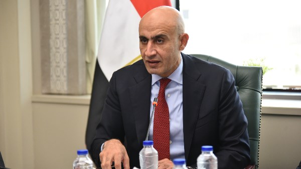 جهود الوزير تكشف عن