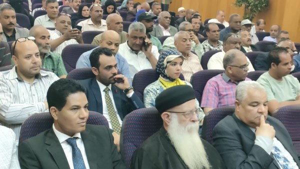 جهود حقوق الإنسان تتألق