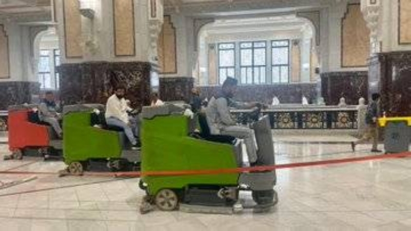 جهود مكثفة لخدمة قاصدي