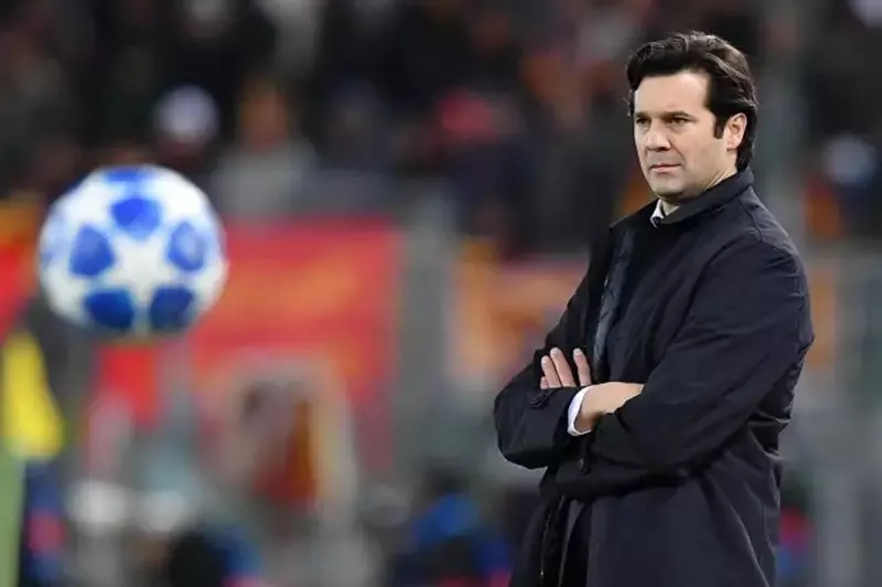 حال رحيل أنشيلوتي.. هل يكون سولاري مدربًا لريال مدريد في كأس العالم للأندية؟