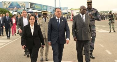 رئيس الوزراء يغادر الجابون