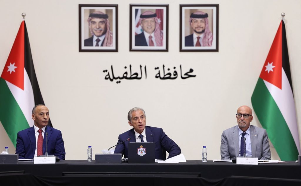 رئيس الوزراء من الطفيلة: