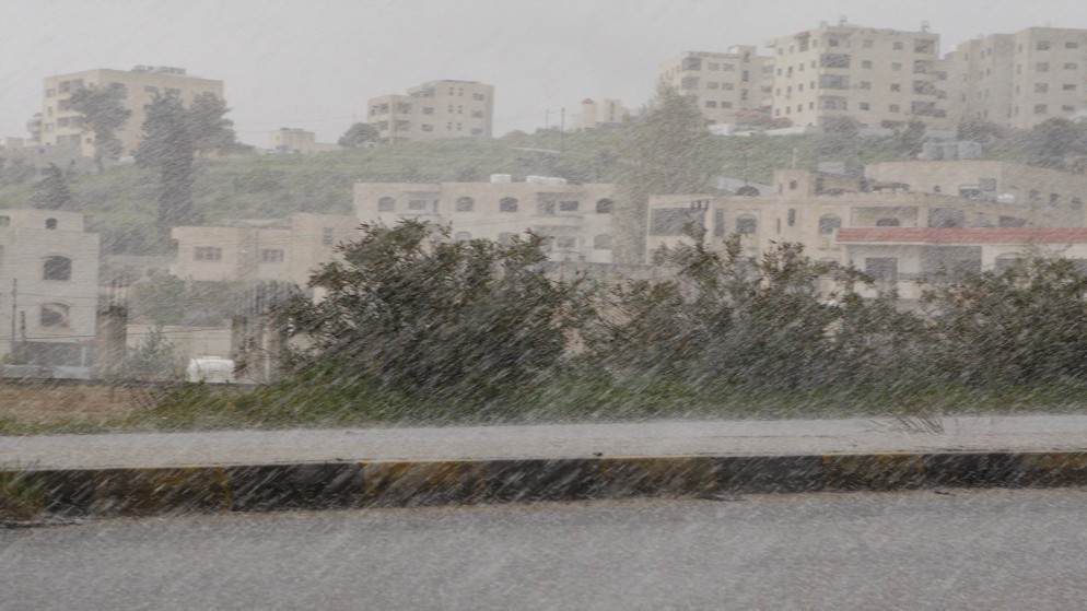 هطول زخات من المطر